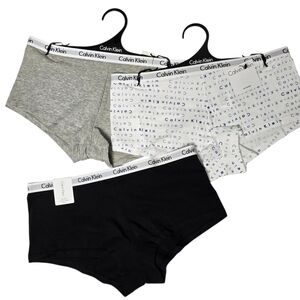Calvin Klein Women's Boyshort Underwear - Gray, Black, White Size Medium NWT